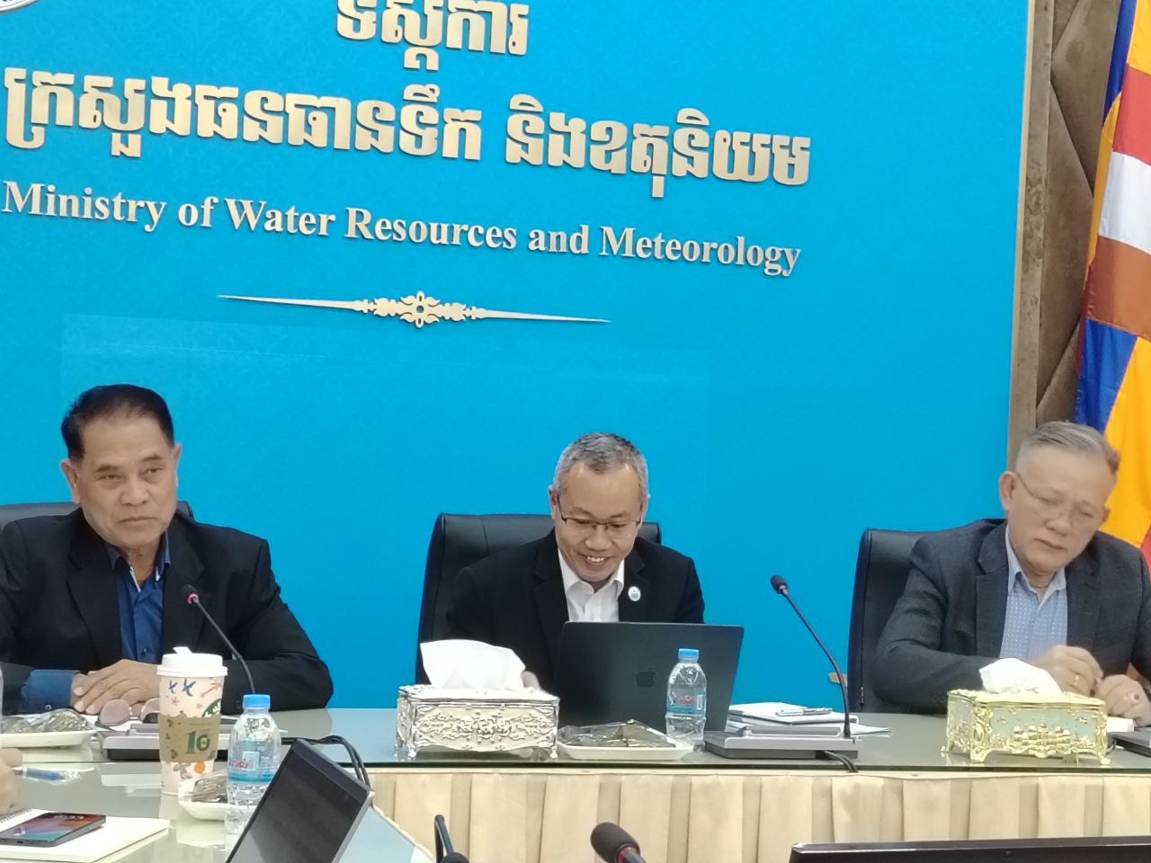 ឯកឧត្តម អ៉ិន ចន្ថា បានអញ្ជើញជាសហប្រធានដឹកនាំប្រជុំ ប្រចាំខែលើកទី៦ ក្រុមការងារបច្ចេកទេសលេខាធិការដ្ឋានត្រី-វិស័យ(កសិកម្ម-ទឹក-ជនបទ) 10 photo 2025 02 28 12 22 50