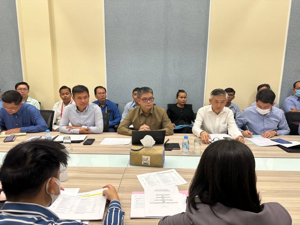 ថ្នាក់ដឹកនាំអគ្គនាយកដ្ឋាន នៃក្រសួងអភិវឌ្ឍន៍ជនបទ ដឹកនាំនាយកដ្ឋានជំនាញ ចូលរួមកិច្ចប្រជុំពិភាក្សាលើរចនាសម្ព័ន្ធថវិកាកម្មវិធី និងសូចនាករកម្រិតកម្មវិធី 2 photo 2025 03 19 17 05 21