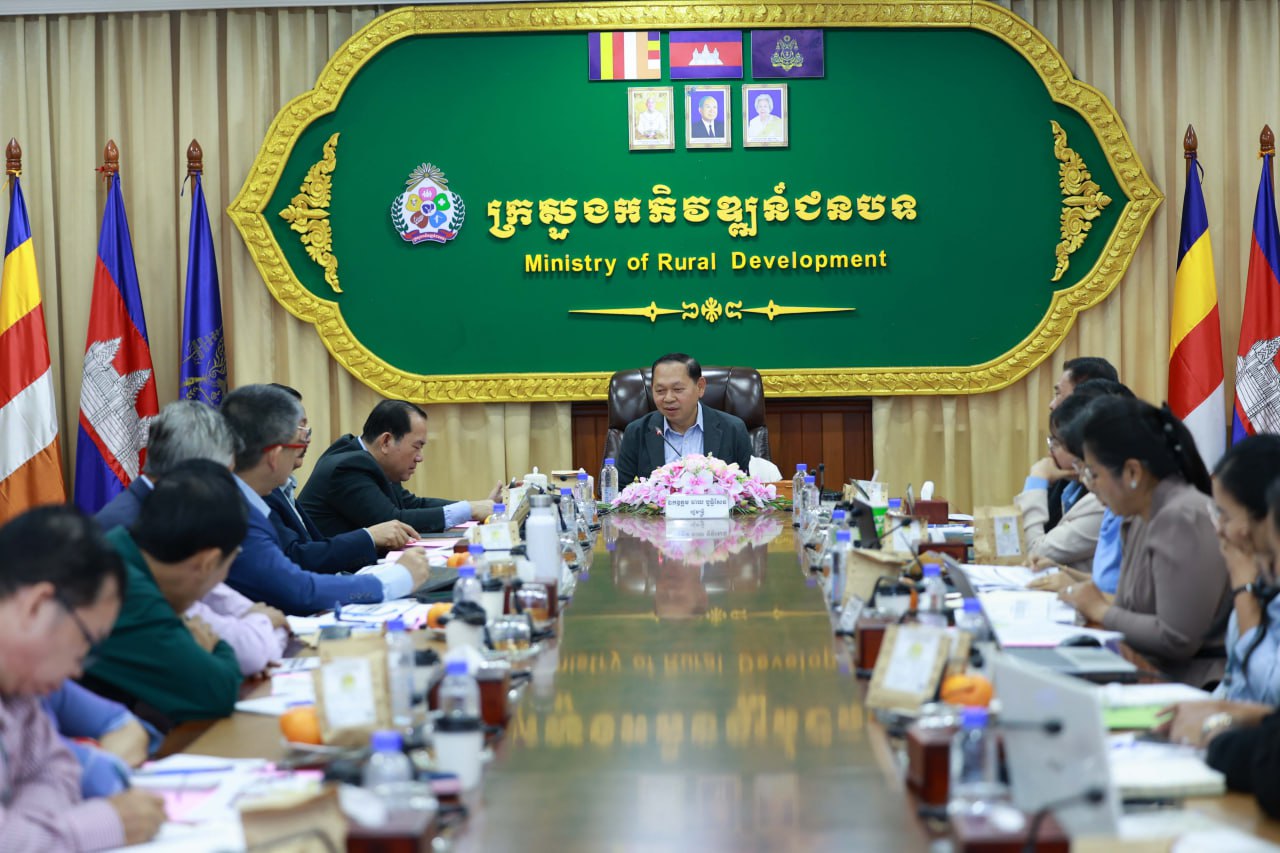 កិច្ចប្រជុំត្រួតពិនិត្យវឌ្ឍនភាពការងារអភិវឌ្ឍន៍ជនជាតិដើមភាគតិច ក្នុងព្រះរាជាណាចក្រកម្ពុជា