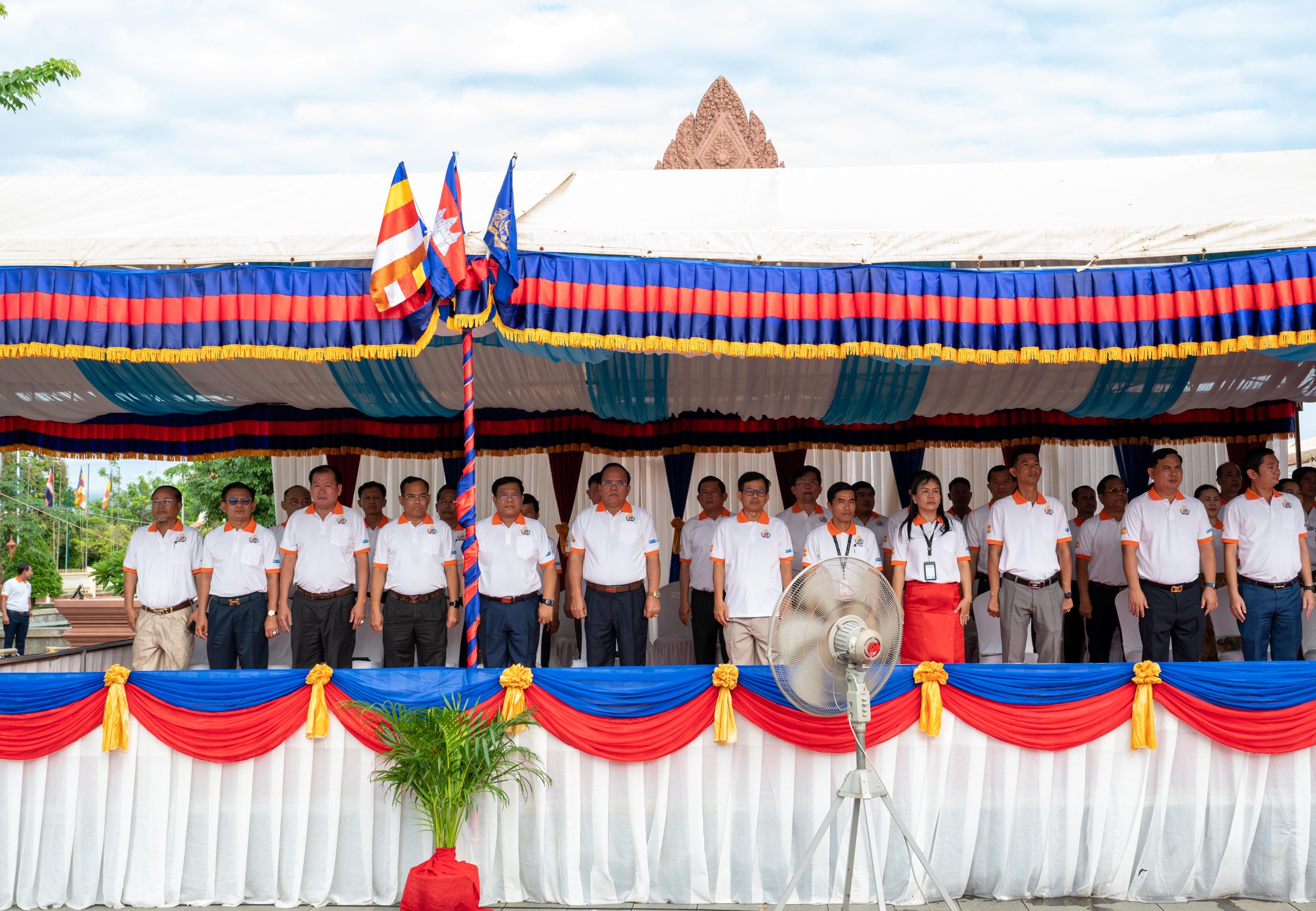 កឧត្តម ឆាយ ឫទ្ធិសែន រដ្ឋមន្ត្រីក្រសួងអភិវឌ្ឍន៍ជនបទ បានអអញ្ជើញជាអធិបតីក្នុងពីធីប្រកាសទទួលស្គាល់ជាផ្លូវការ ខេត្តព្រះវិហារជាខេត្តទី២២ ទទួលបានជ័យលាភីបញ្ចប់ការបន្ទោបង់ពាសវាលពាសកាល (ODF) 21 2 10 scaled