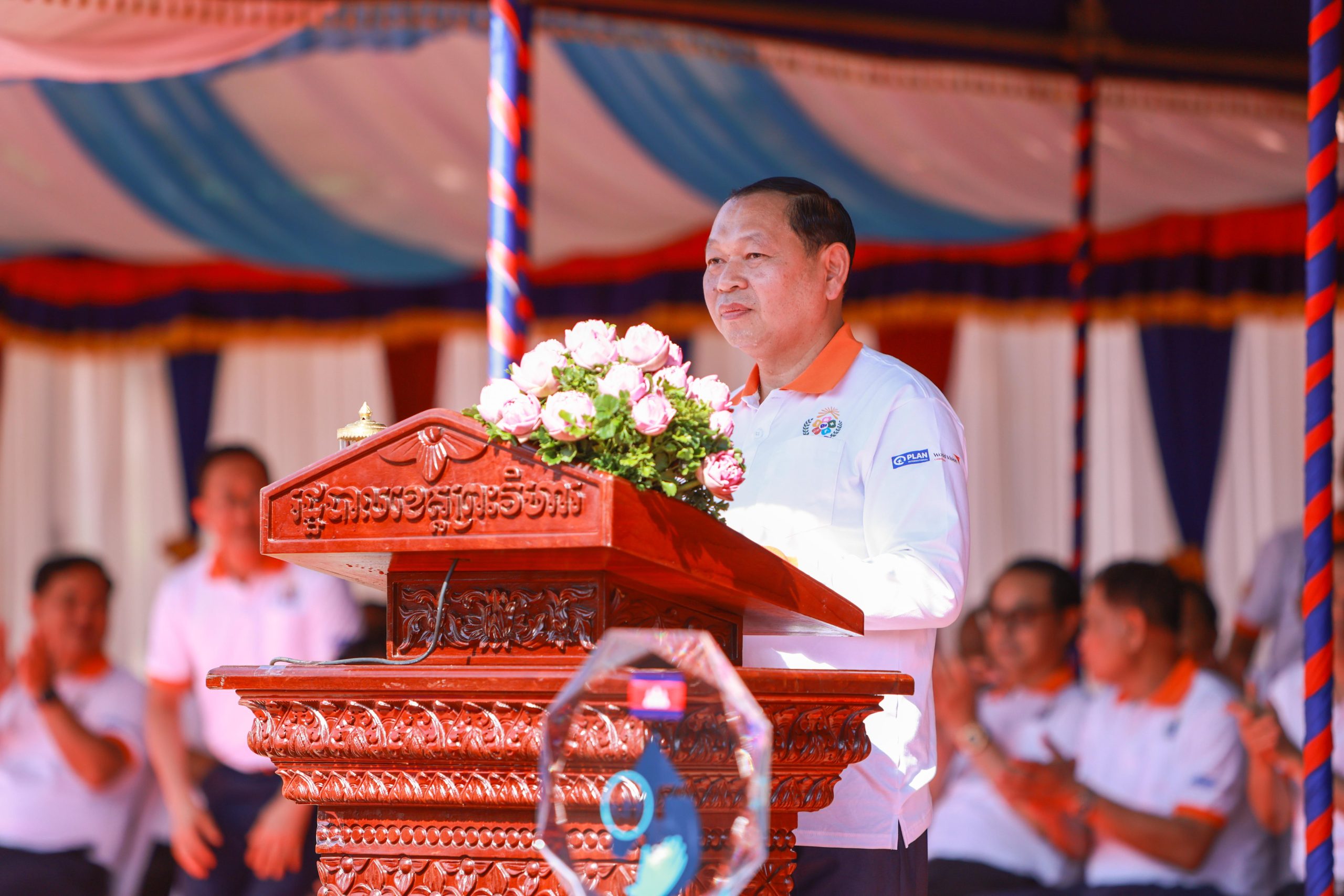 កឧត្តម ឆាយ ឫទ្ធិសែន រដ្ឋមន្ត្រីក្រសួងអភិវឌ្ឍន៍ជនបទ បានអអញ្ជើញជាអធិបតីក្នុងពីធីប្រកាសទទួលស្គាល់ជាផ្លូវការ ខេត្តព្រះវិហារជាខេត្តទី២២ ទទួលបានជ័យលាភីបញ្ចប់ការបន្ទោបង់ពាសវាលពាសកាល (ODF) 22 CZ1A2449 scaled