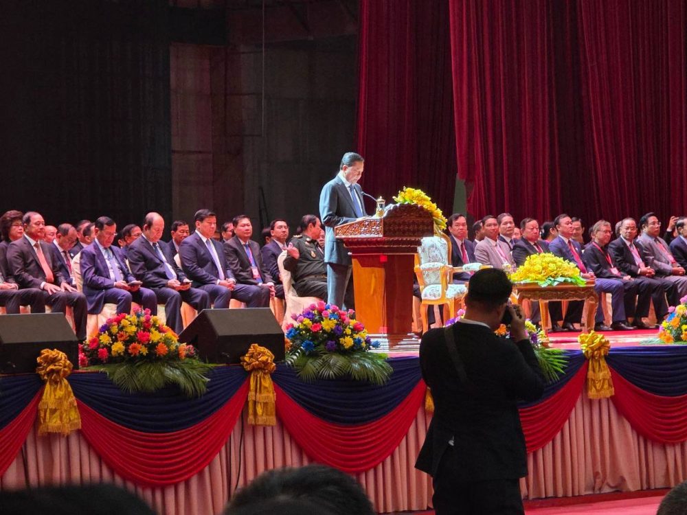 ឯកឧត្តម អ៊ិន ចន្ថា អញ្ជើញជាកិត្តិយសក្នុងពិធីអបអរសាទរខួបលើកទី១៨ ទិវាអតីតយុទ្ធជនកម្ពុជា នៅសាលមហោស្រពកោះពេជ្រ រាជធានីភ្នំពេញ 2 photo 2025 06 25 11 39 01