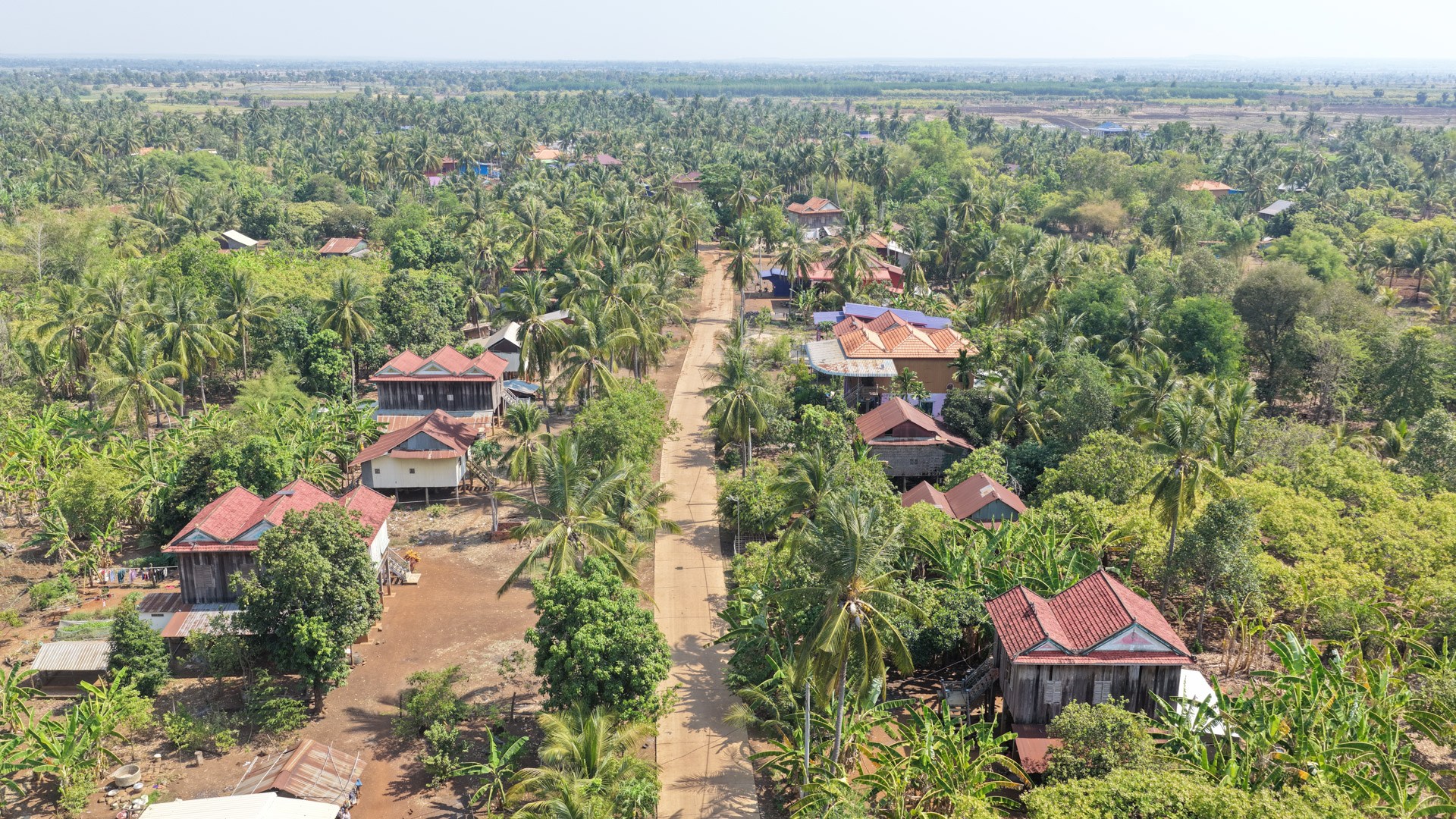 ឯកឧត្តម ឆាយ ឫទ្ធិសែន និងគណៈប្រតិភូក្រសួងអភិវឌ្ឍន៍ជនបទ អញ្ជើញទៅពិនិត្យវឌ្ឍនភាព នៃការអភិវឌ្ឍនានានៅសហគមន៍សំបូរមានជ័យ ក្នុងខេត្តកំពង់ចាម 11 50DJI 20260401104539 0062 D