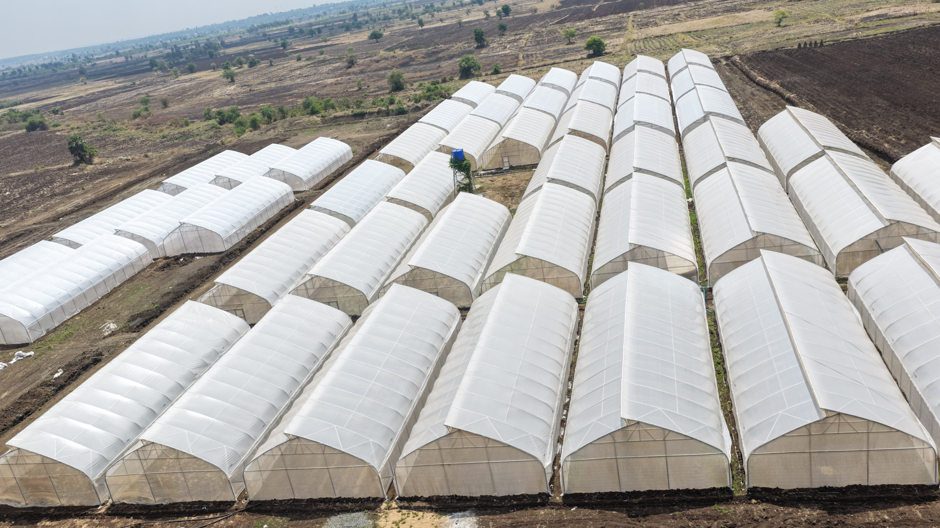 ឯកឧត្តម ឆាយ ឫទ្ធិសែន និងគណៈប្រតិភូក្រសួងអភិវឌ្ឍន៍ជនបទ អញ្ជើញទៅពិនិត្យវឌ្ឍនភាព នៃការអភិវឌ្ឍនានានៅសហគមន៍សំបូរមានជ័យ ក្នុងខេត្តកំពង់ចាម 7 50DJI 20260401114255 0087 D