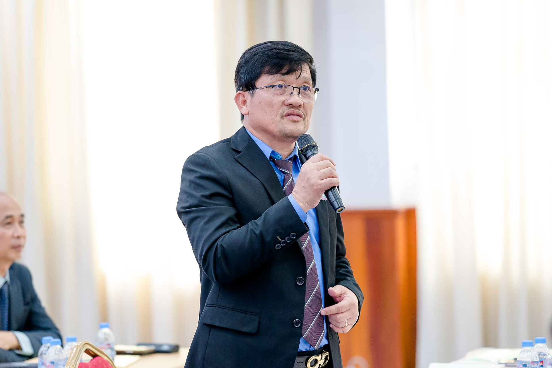 10DSC 0239
