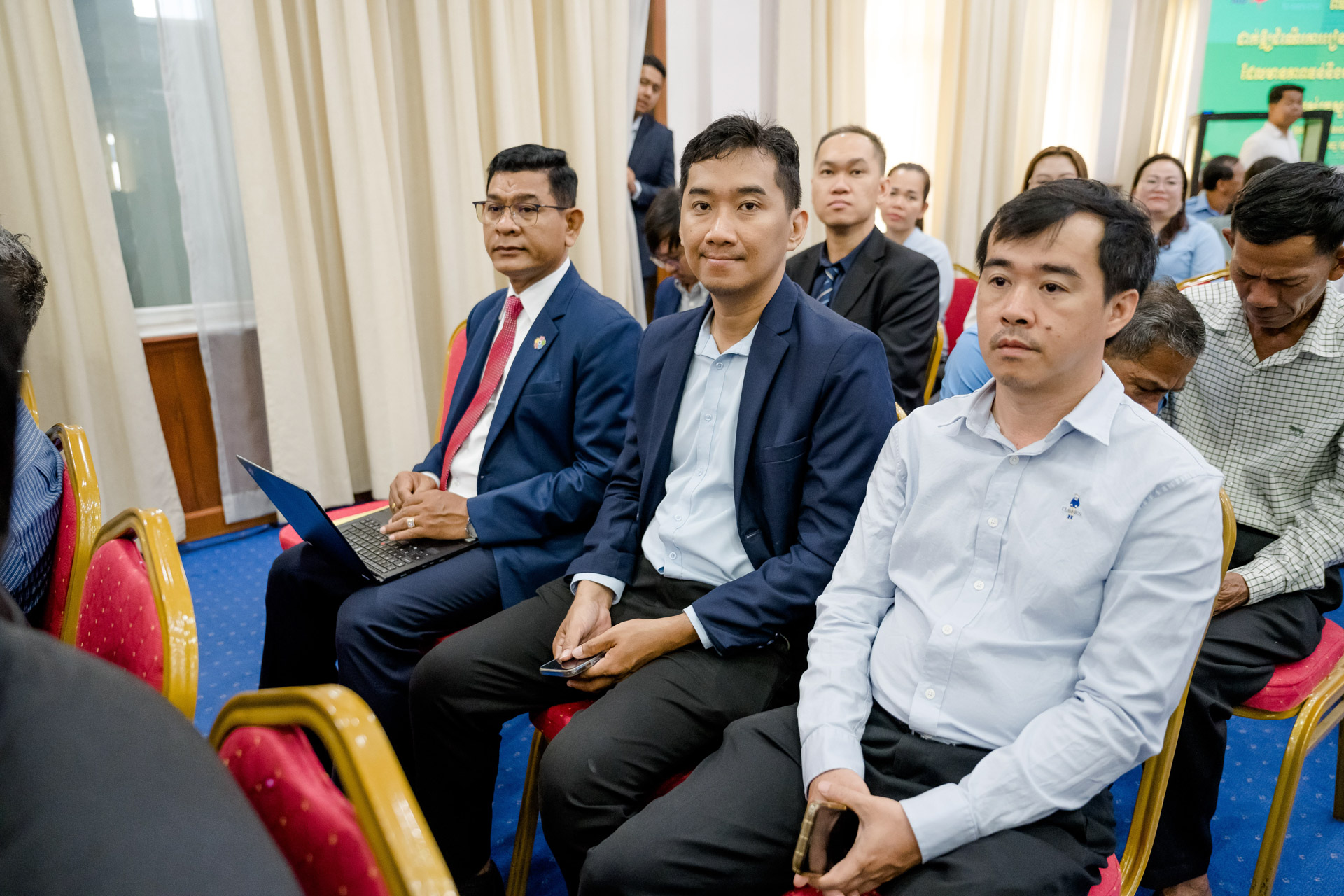 80DSC 6040