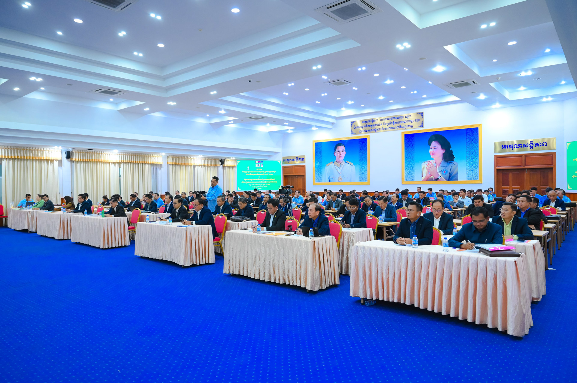 10DSC 7762