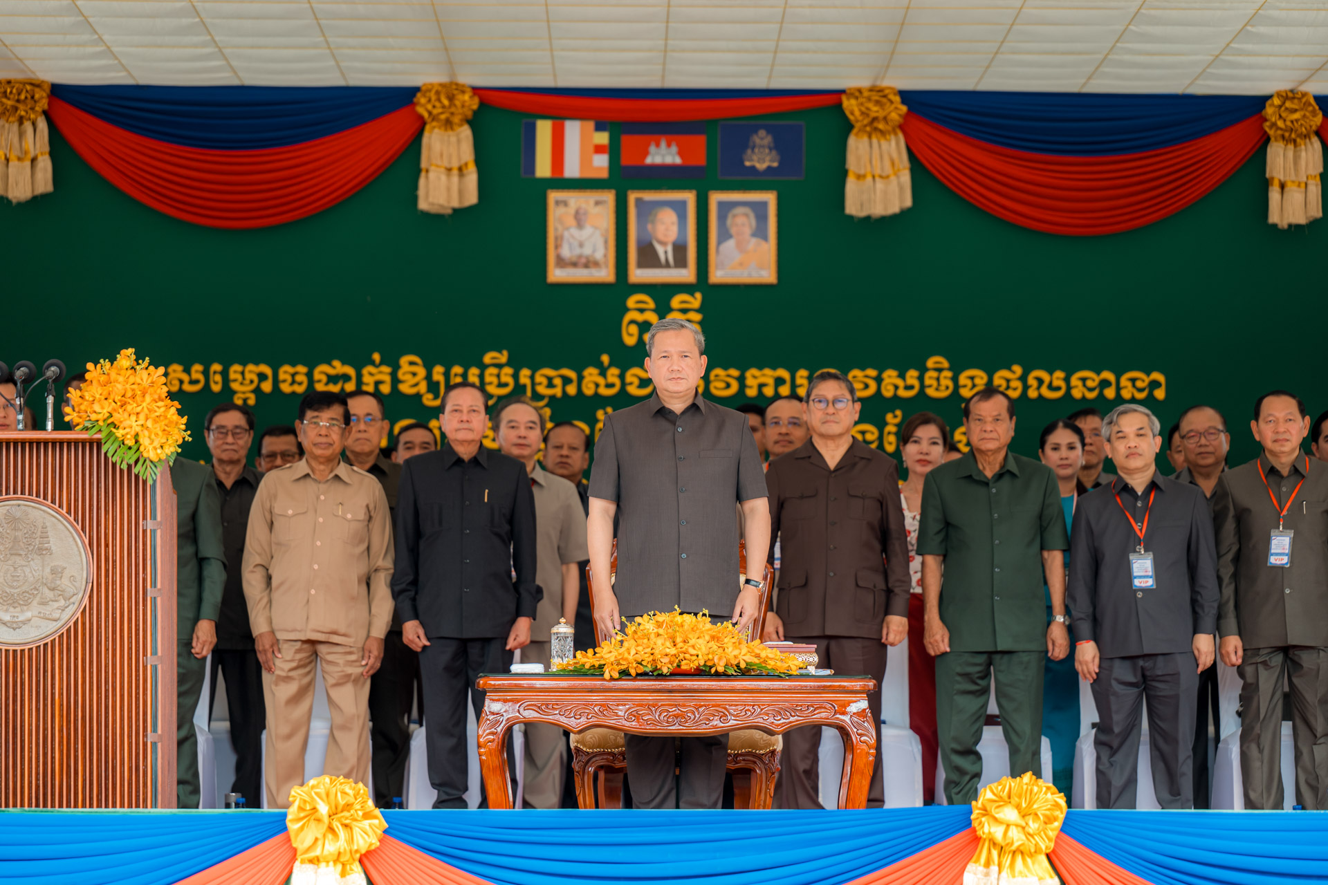 ឯកឧត្ដម ឆាយ ឫទ្ធិសែន អញ្ជើញជាកិត្តិយសក្នុងពិធីសម្ពោធដាក់ឱ្យប្រើប្រាស់ជាផ្លូវការនូវសមិទ្ធផលនានាដែលទើបនឹងសាងសង់រួចរាល់នៅក្នុងក្រុងស្ទឹងត្រែង ខេត្តស្ទឹងត្រែង 5 2 7