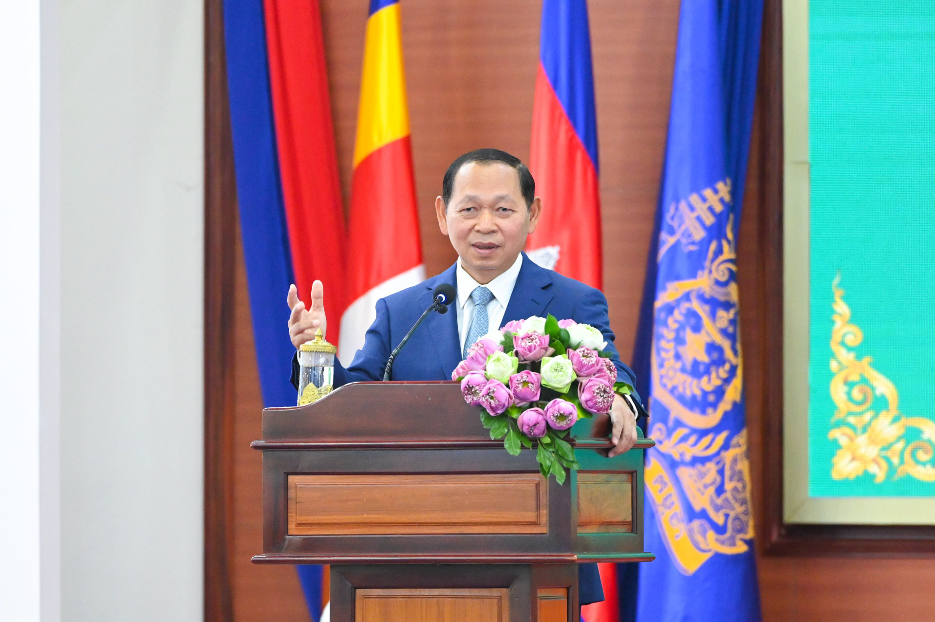 ក្រសួងអភិវឌ្ឍន៍ជនបទ ប្រកាសដាក់ឱ្យប្រើប្រាស់ជាផ្លូវការផែនការយុទ្ធសាស្រ្តអភិវឌ្ឍន៍ហេដ្ឋារចនាសម្ព័ន្ធផ្លូវជនបទឆ្នាំ២០២៦-២០៣៣ 19 2 8