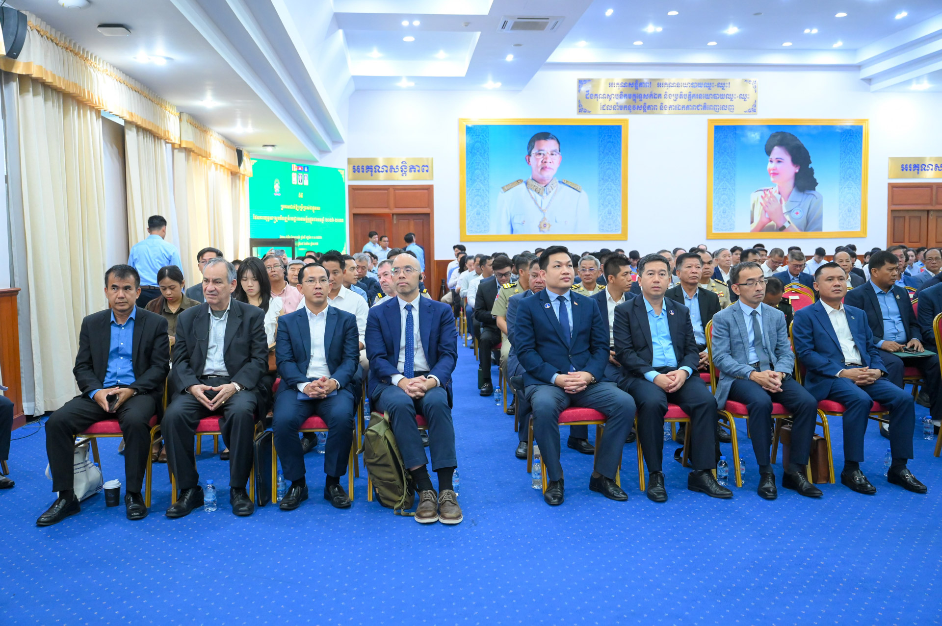 24DSC 7082