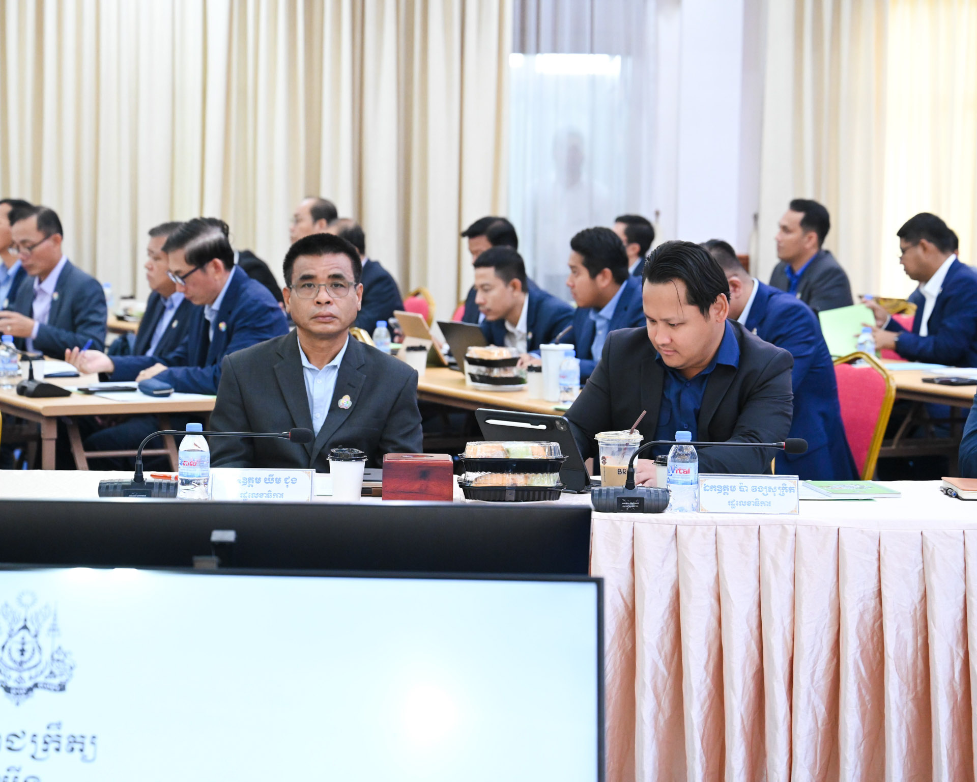 ឯកឧត្ដម ឆាយ ឫទ្ធិសែន អញ្ជើញជាអធិបតីដឹកនាំកិច្ចប្រជុំត្រួតពិនិត្យវឌ្ឍនភាពការងារប្រចាំនព្វមាស ឆ្នាំ២០២៦ និងទិសដៅការងារបន្ដ របស់ក្រសួងអភិវឌ្ឍន៍ជនបទ 35 20DSC 8726