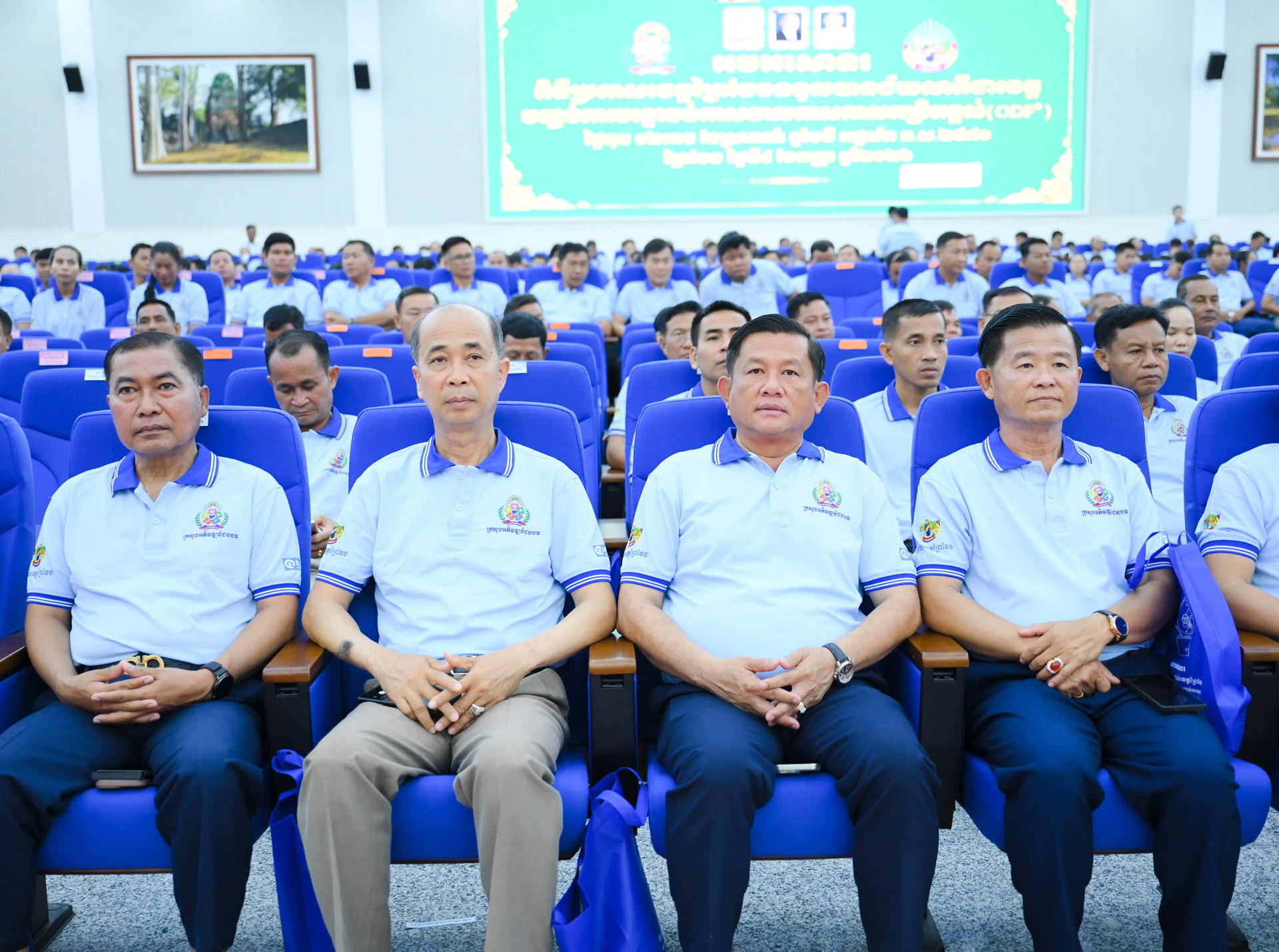 60DSC 6128