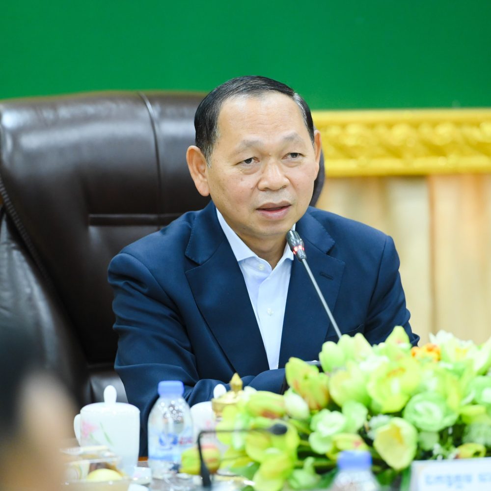 ឯកឧត្ដម ឆាយ ឫទ្ធិសែន អញ្ជើញជាអធិបតីដឹកនាំកិច្ចប្រជុំបូកសរុបលទ្ធផលការងារប្រចាំខែតុលា និងលើកទិសដៅការងារខែវិច្ឆិកា ឆ្នាំ២០២៦ របស់ក្រសួងអភិវឌ្ឍន៍ជនបទ 2 2 14